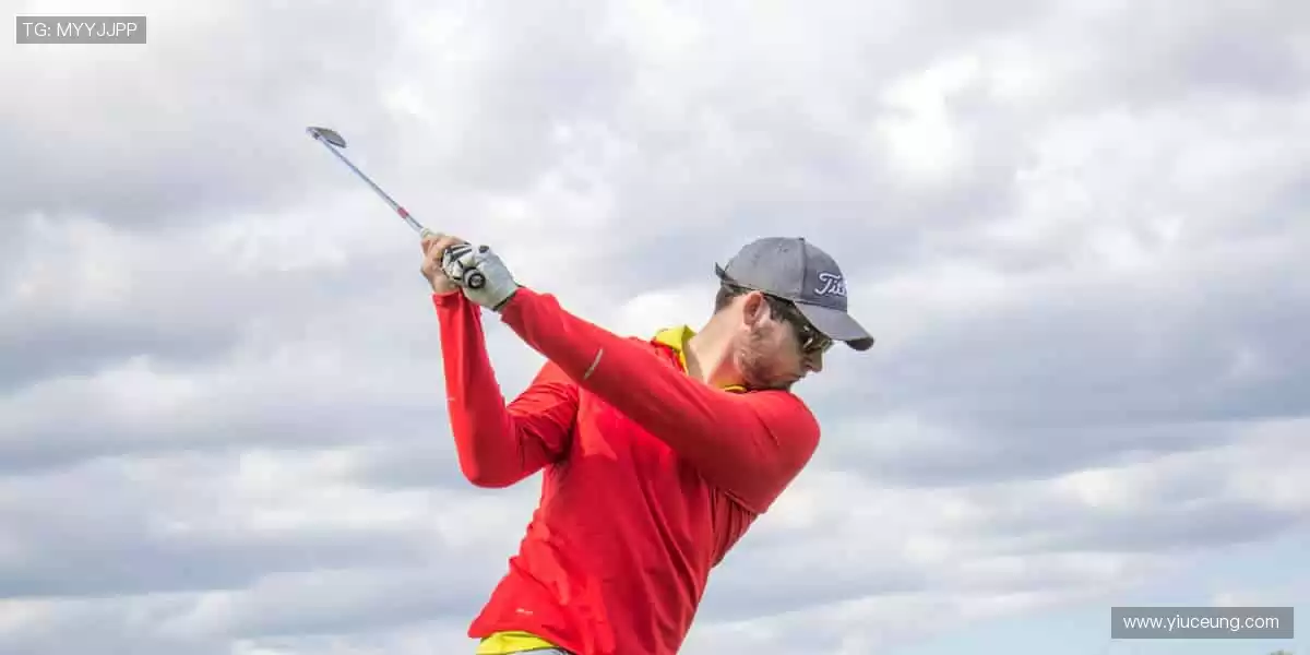 🏆冠军同款,与偶像共享荣耀时刻!